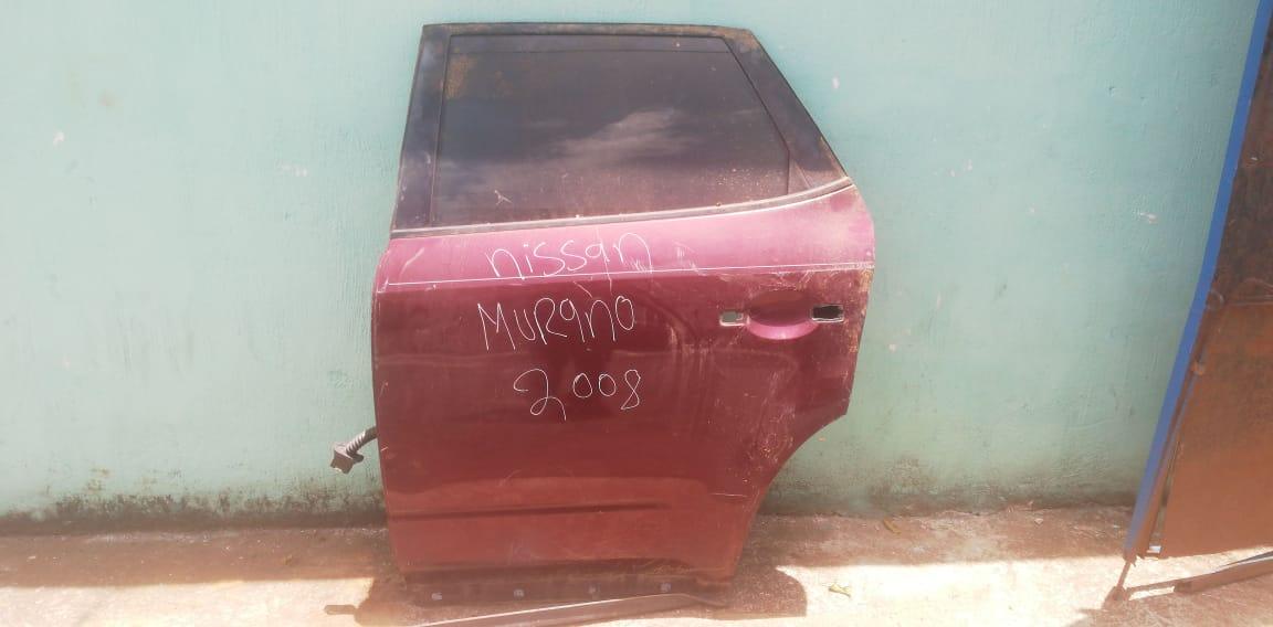 Puerta trasera izquierda Nissan Murano 2002-2008 - Grupo Revisa 